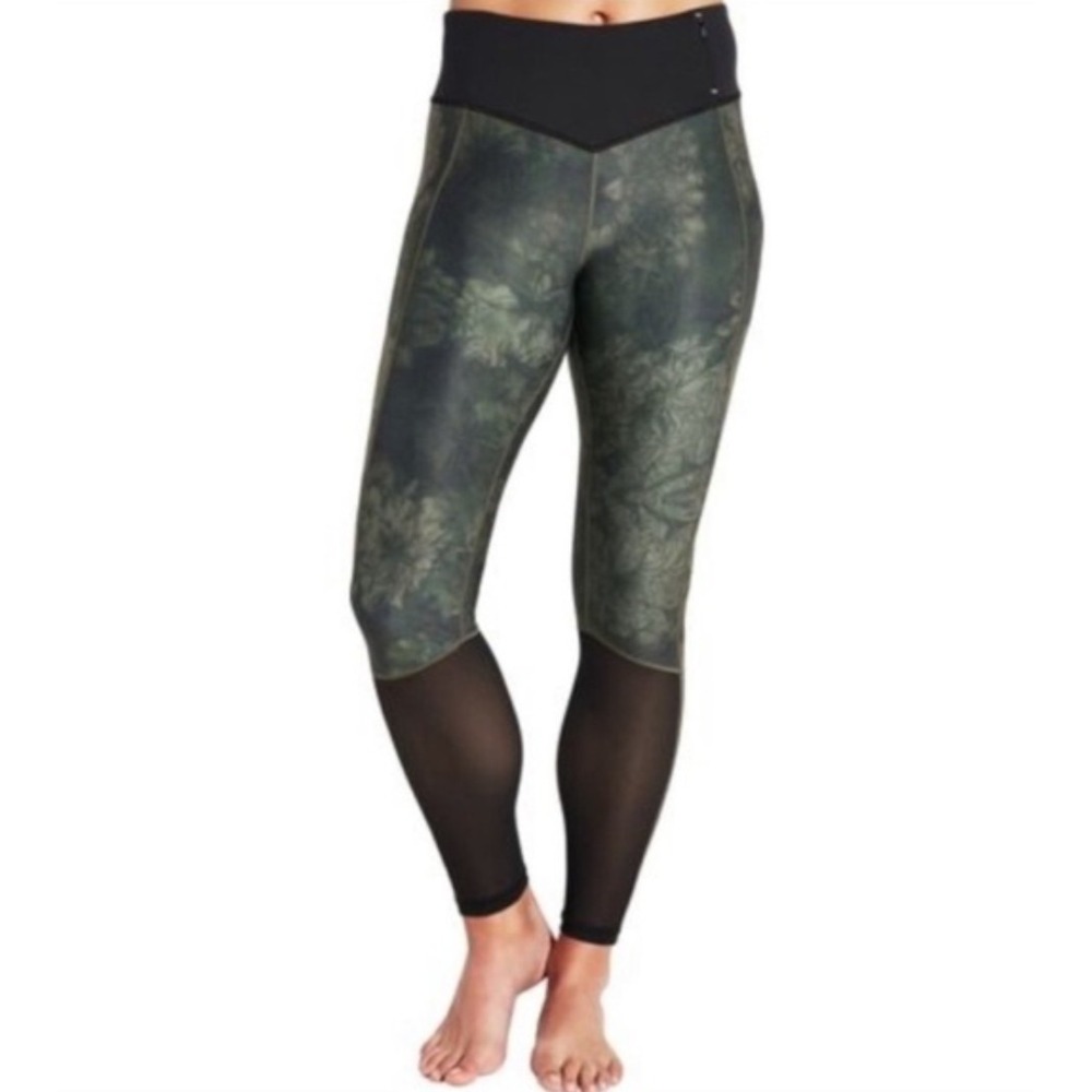 CALIA by CARRIE UNDERWOOD Women's Full Length Legging Floral Camo‎ Size S